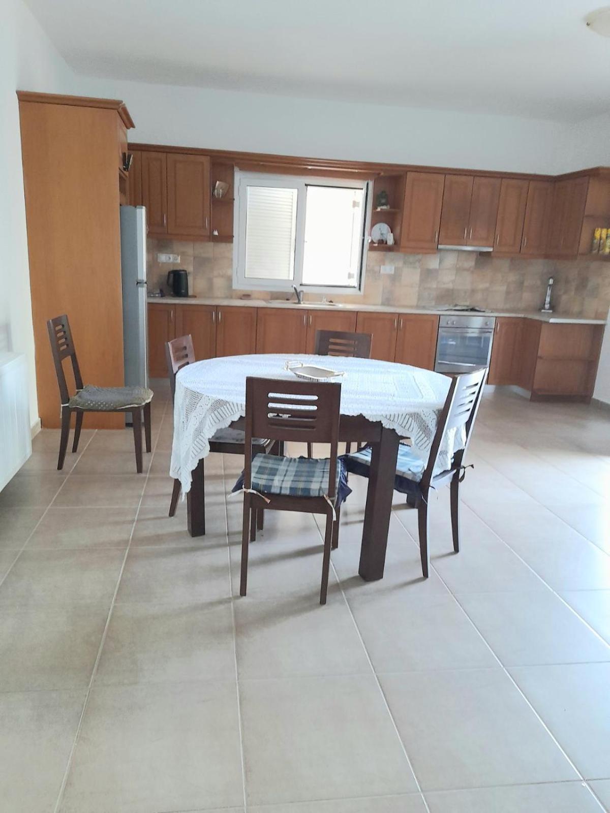 Nafsika Appartement *